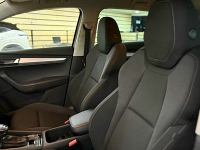 Skoda Karoq 1.5 TSI 110KW (150CV) DSG ACT AMBITION PACK DISEÑO PLUS^PACK MULTIMEDIA M^