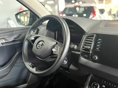 Skoda Karoq 1.5 TSI 110KW (150CV) DSG ACT AMBITION PACK DISEÑO PLUS^PACK MULTIMEDIA M^