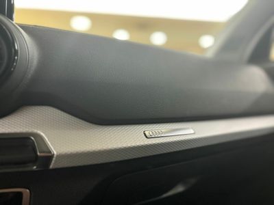 Audi Q2 1.0 TFSI Design LED-Xenon Navi Klima PDC ... 