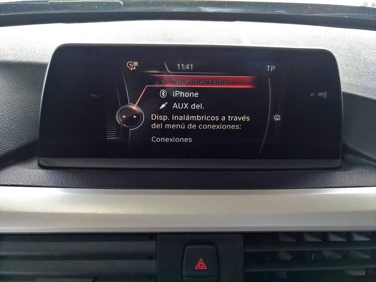 BMW Serie 3 318D TOURING AUT  - Foto 2
