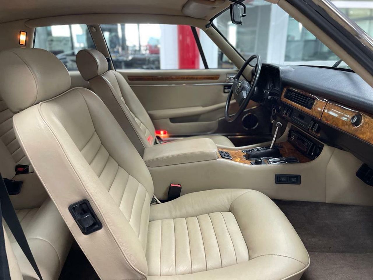 Jaguar XJ S V12  - Foto 2