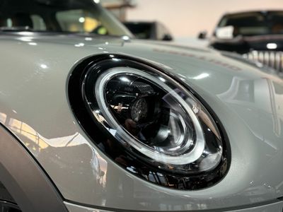 MINI Cooper AUT. 140cv 