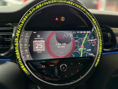 MINI Cooper AUT. 140cv 