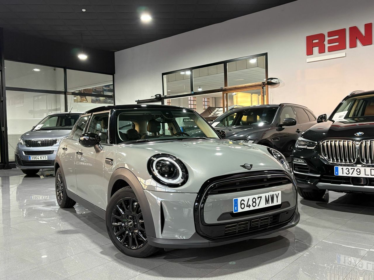 MINI Cooper AUT. 140cv  - Foto 2