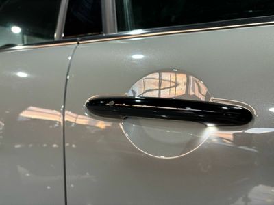 MINI Cooper AUT. 140cv 