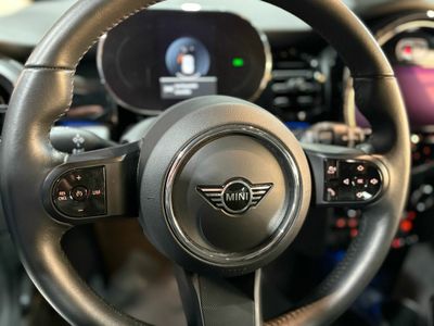 MINI Cooper AUT. 140cv 