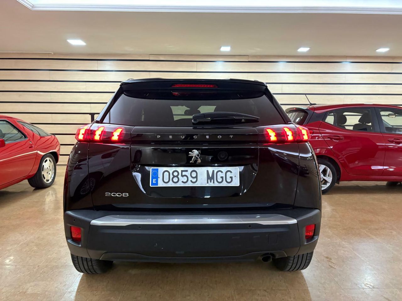 Peugeot 2008 Allure Puretech 100 S&S 6 Vel.  - Foto 2