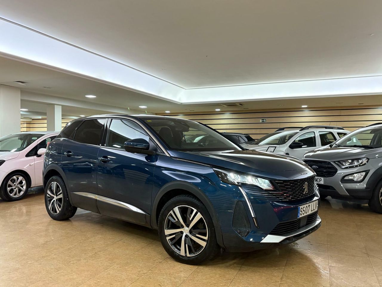Peugeot 3008 PEUGEOT 3008 1.5 BlueHDi 96kW (130CV) S&S Allure EAT8 5 Puerta  - Foto 2