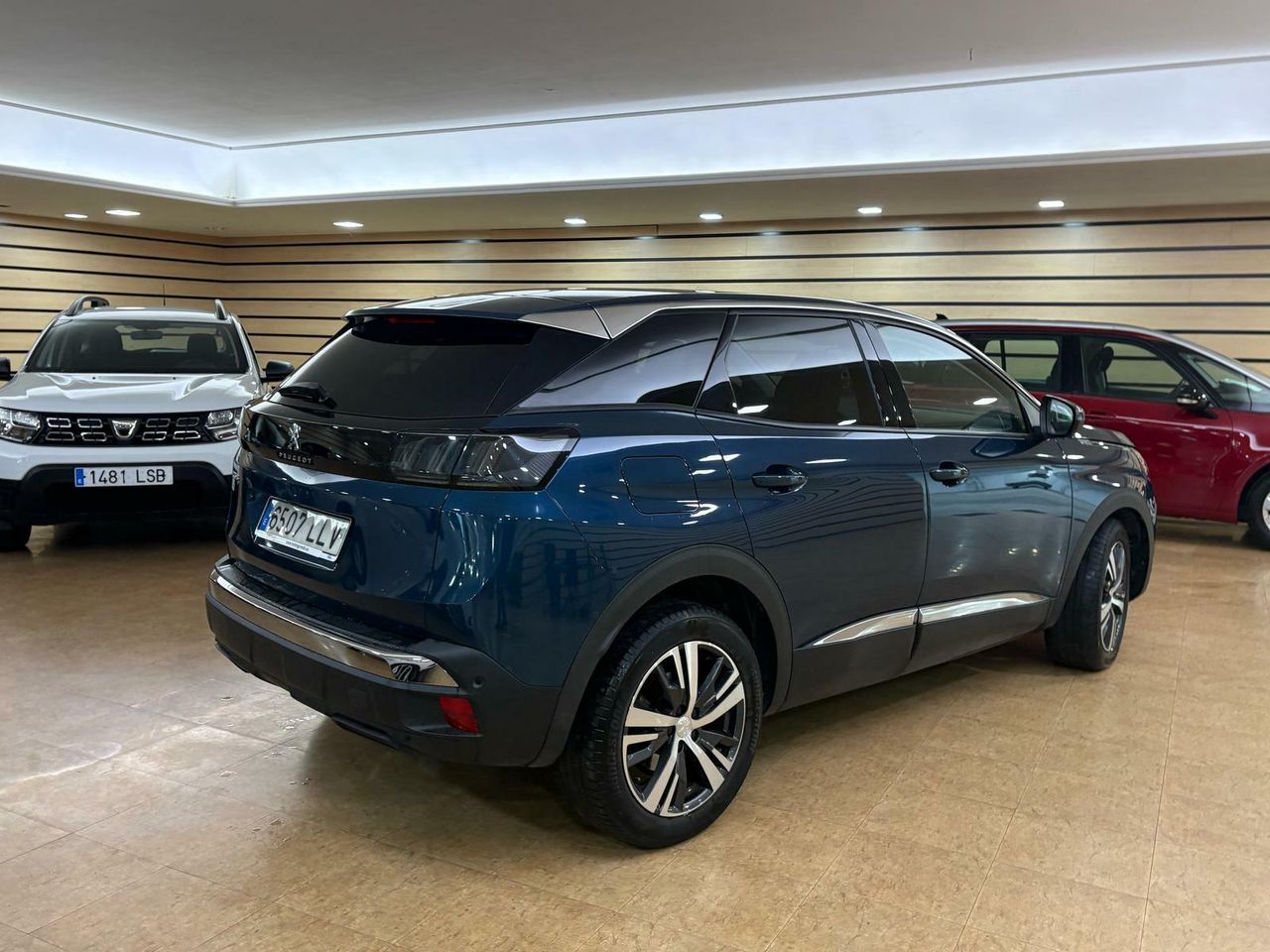 Peugeot 3008 PEUGEOT 3008 1.5 BlueHDi 96kW (130CV) S&S Allure EAT8 5 Puerta  - Foto 2