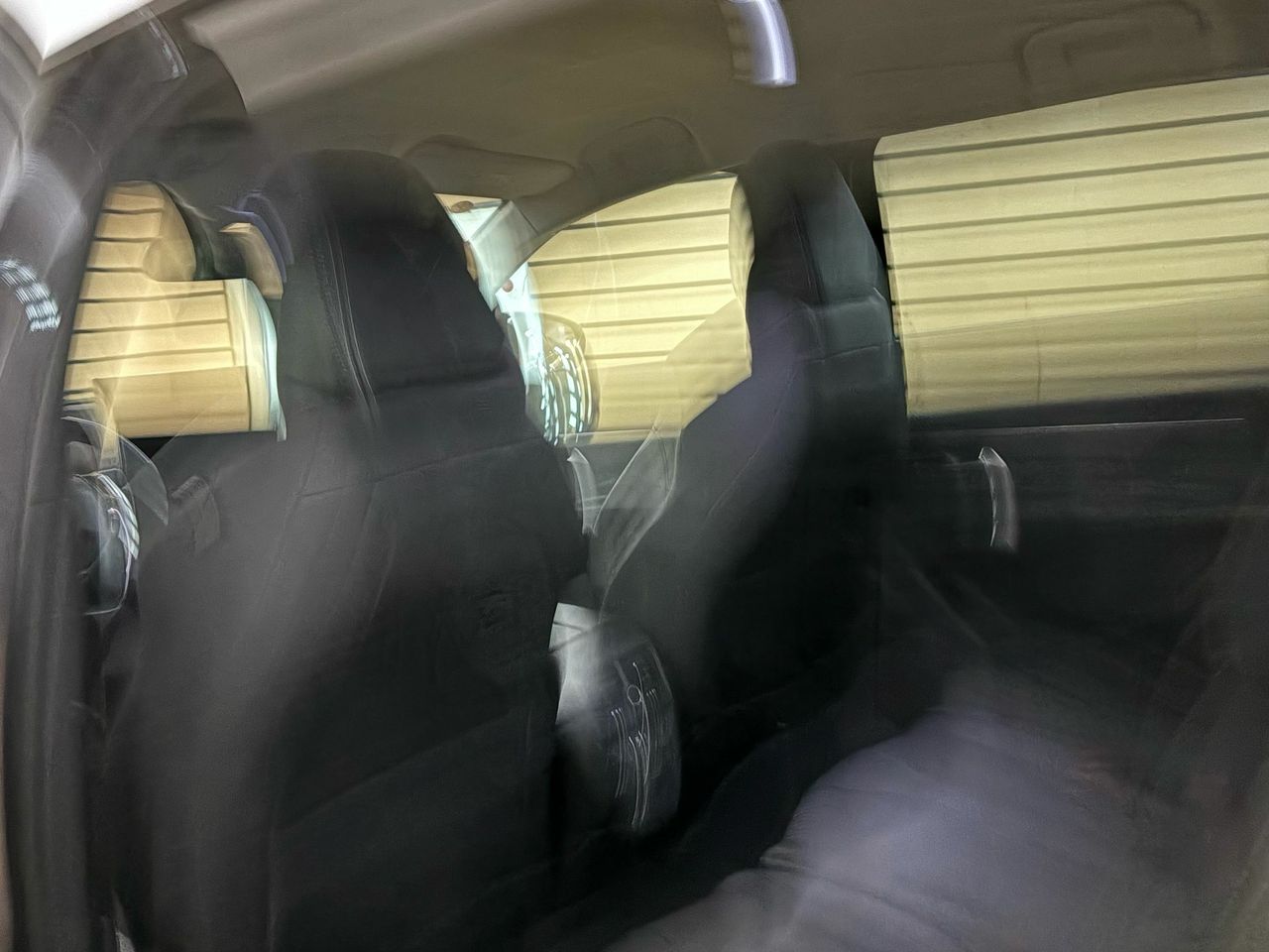 Peugeot 5008 ALLUR	1.2 PURETECH 96KW S&S ALLURE EAT8  - Foto 2