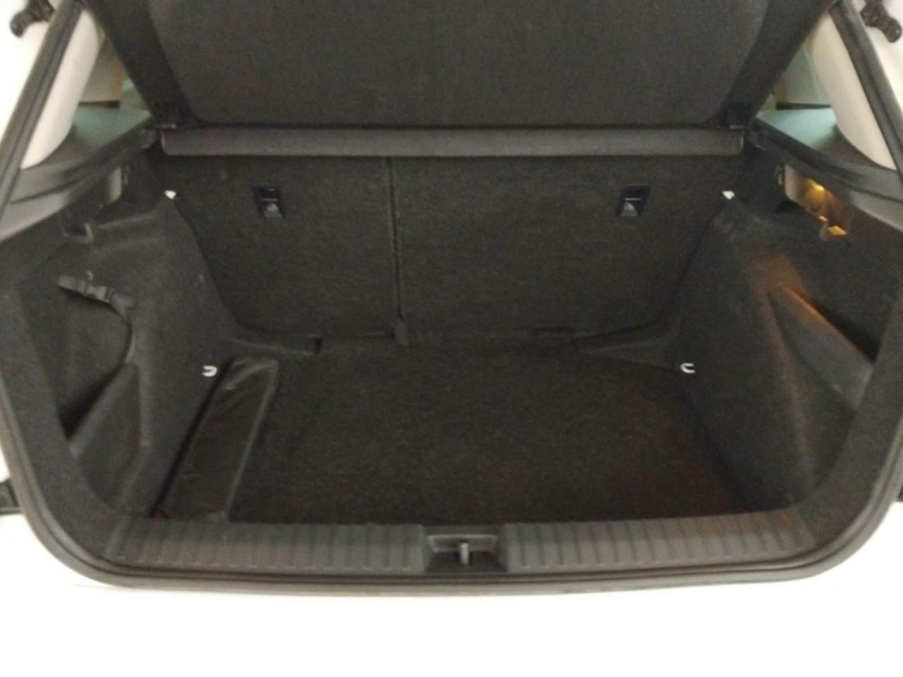 Skoda Kamiq AMBIT	1.0 TSI 81KW (110CV) AMBITION PACK KAMIQ TECHNO PLUS AMBITION^ - Foto 2