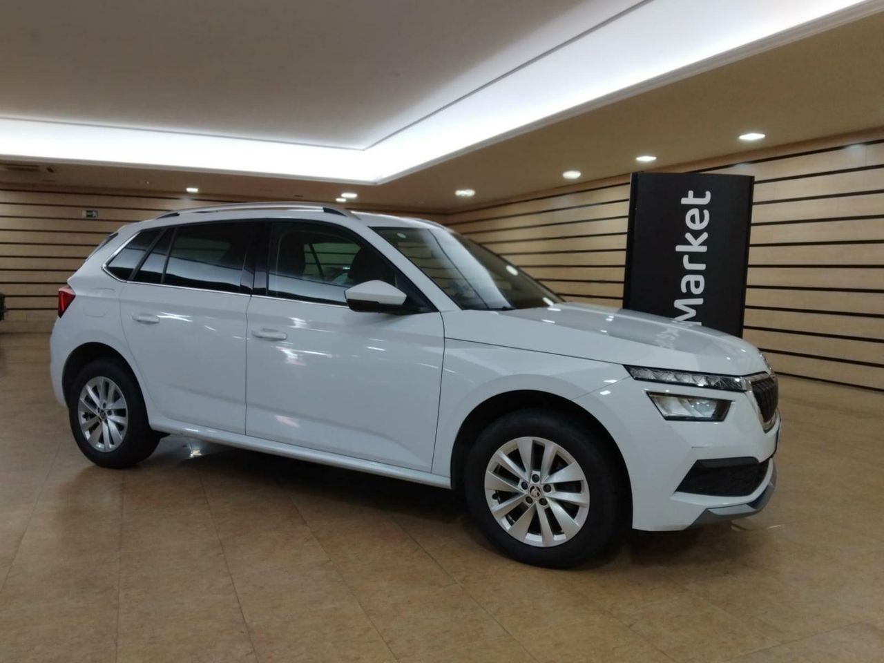 Skoda Kamiq AMBIT	1.0 TSI 81KW (110CV) AMBITION PACK KAMIQ TECHNO PLUS AMBITION^ - Foto 2
