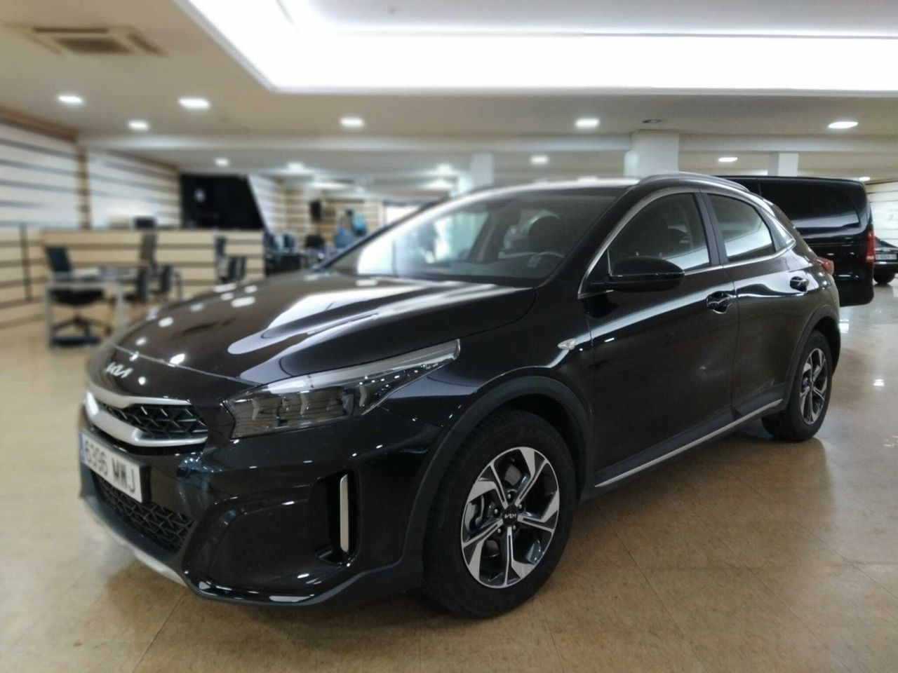 Kia XCeed 1.0 T-GDI BUSINESS 74KW (100CV BLACK PEARL (METALIZADO)	TELA NEGRA - Foto 2
