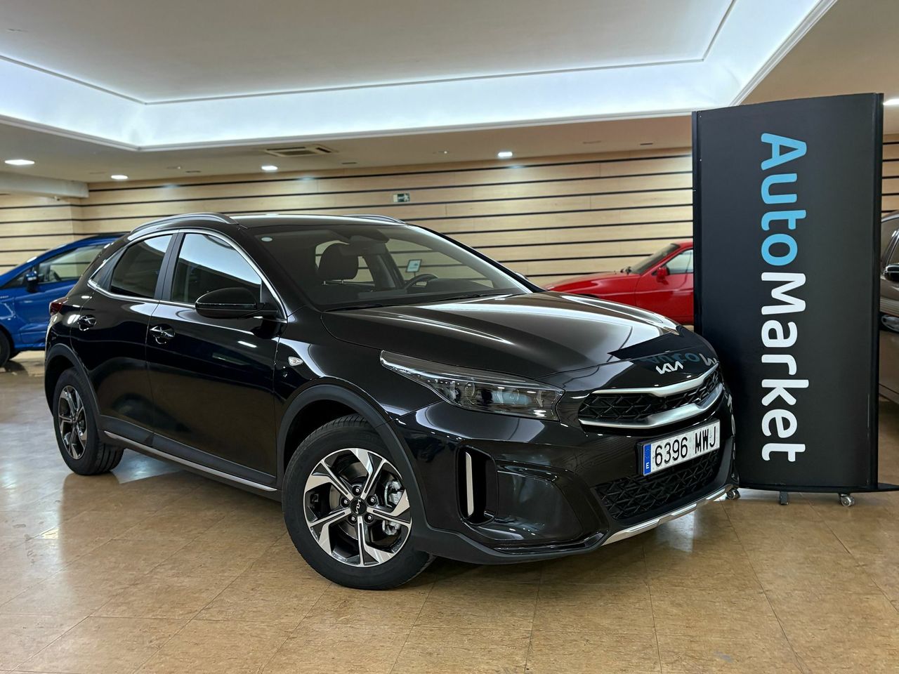 Kia XCeed 1.0 T-GDI BUSINESS 74KW (100CV BLACK PEARL (METALIZADO)	TELA NEGRA - Foto 2
