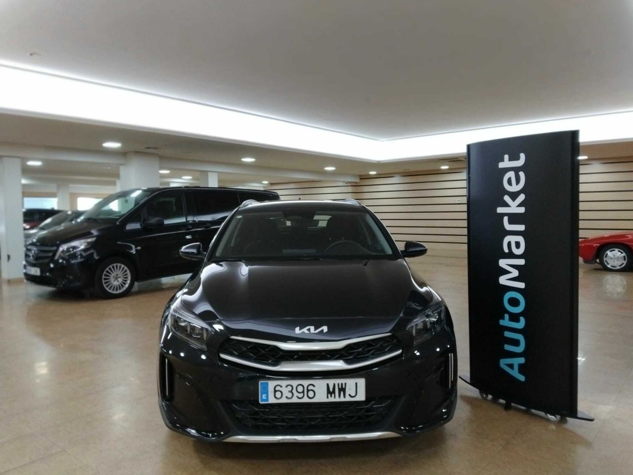 Kia XCeed 1.0 T-GDI BUSINESS 74KW (100CV BLACK PEARL (METALIZADO)	TELA NEGRA - Foto 2