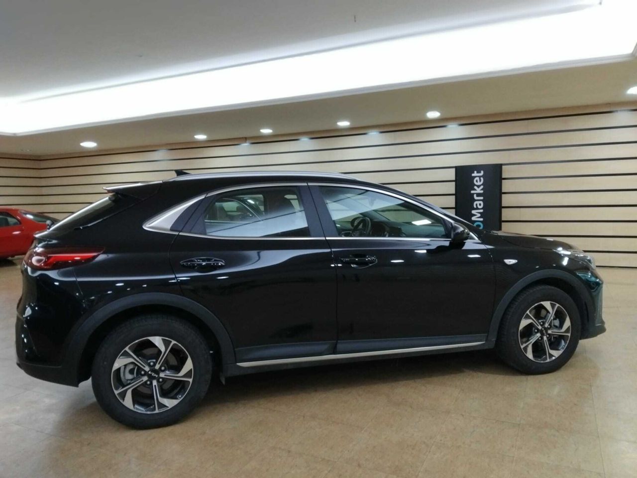 Kia XCeed 1.0 T-GDI BUSINESS 74KW (100CV BLACK PEARL (METALIZADO)	TELA NEGRA - Foto 2
