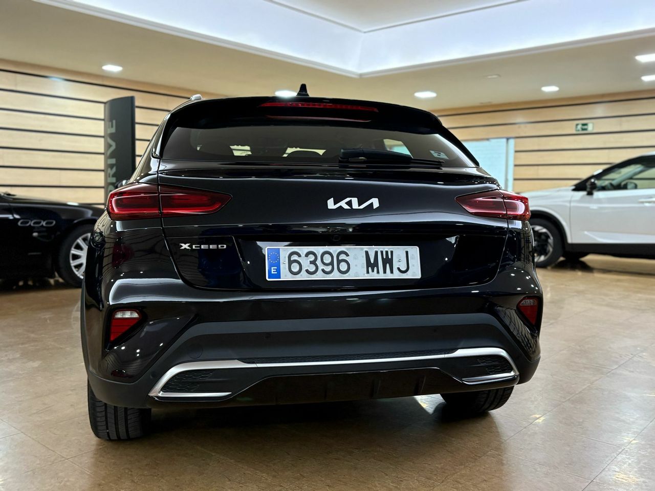 Kia XCeed 1.0 T-GDI BUSINESS 74KW (100CV BLACK PEARL (METALIZADO)	TELA NEGRA - Foto 2