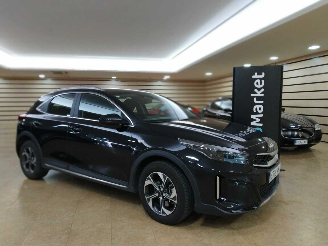 Kia XCeed 1.0 T-GDI BUSINESS 74KW (100CV BLACK PEARL (METALIZADO)	TELA NEGRA - Foto 2