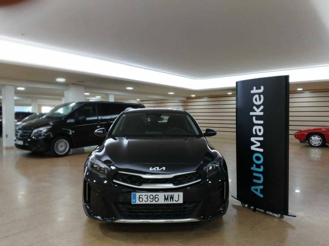 Kia XCeed 1.0 T-GDI BUSINESS 74KW (100CV BLACK PEARL (METALIZADO)	TELA NEGRA - Foto 2