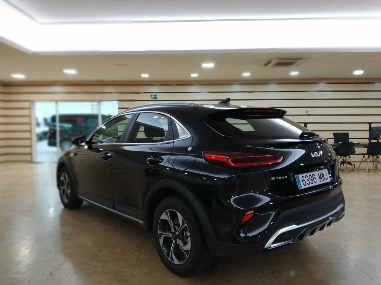 Kia XCeed 1.0 T-GDI BUSINESS 74KW (100CV BLACK PEARL (METALIZADO)	TELA NEGRA - Foto 2