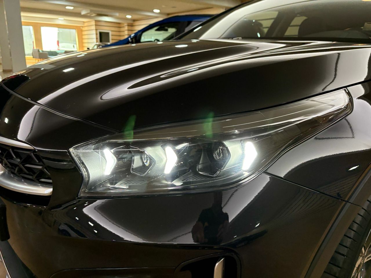 Kia XCeed 1.0 T-GDI BUSINESS 74KW (100CV BLACK PEARL (METALIZADO)	TELA NEGRA - Foto 2