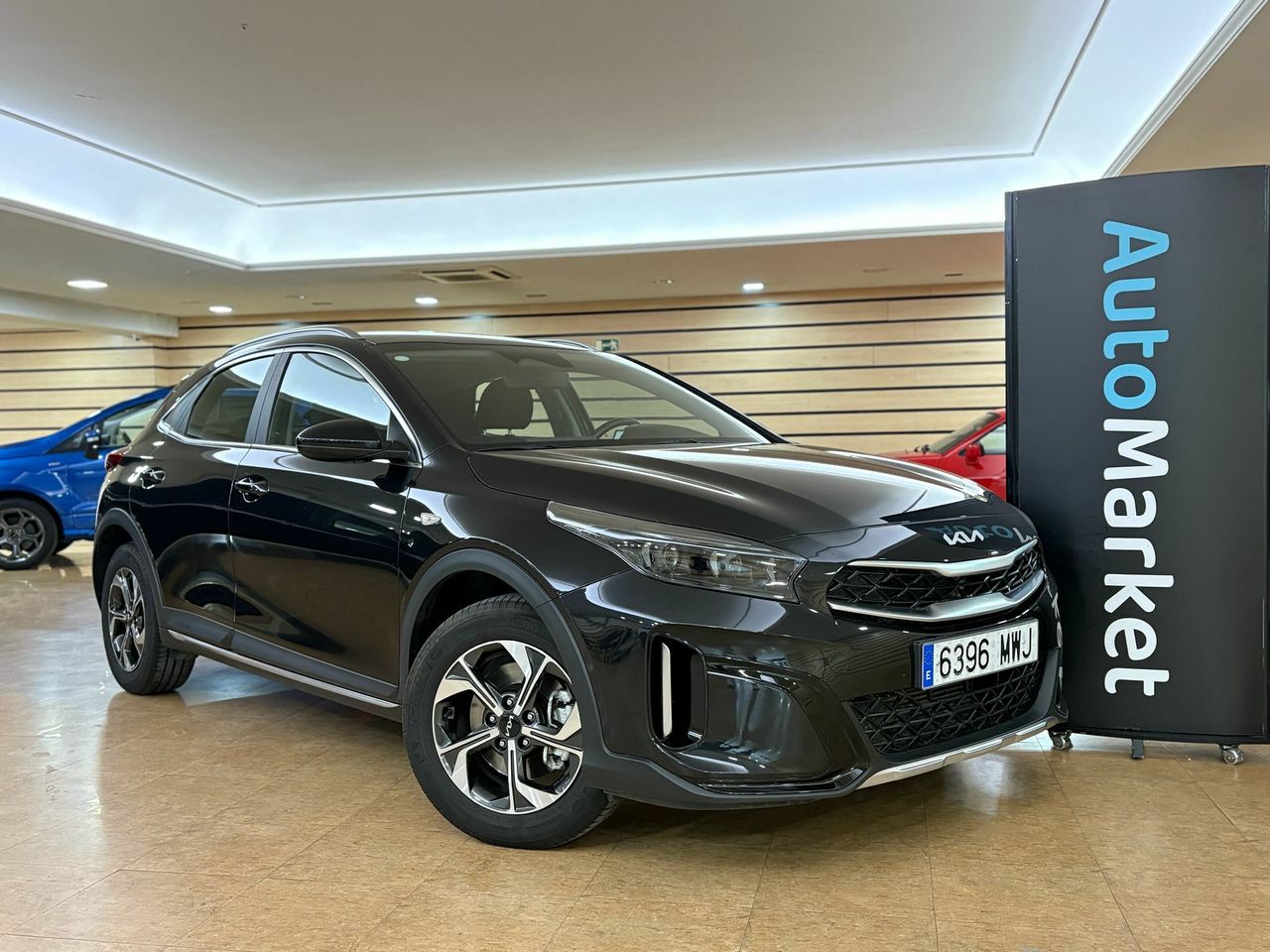 Kia XCeed 1.0 T-GDI BUSINESS 74KW (100CV BLACK PEARL (METALIZADO)	TELA NEGRA - Foto 2