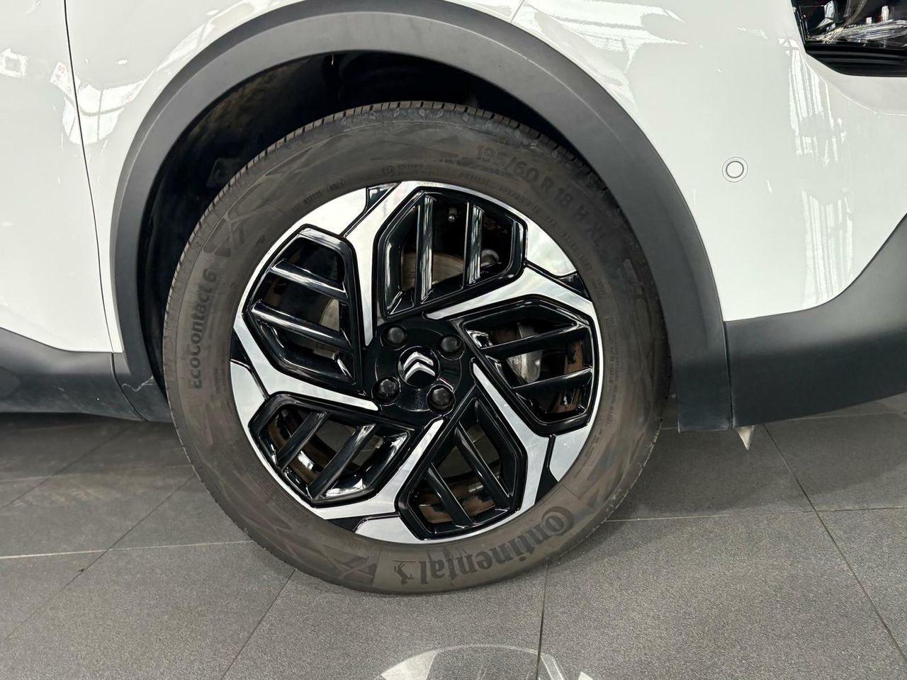 Citroën C4 PureTech 130 S&S 6v Shine  - Foto 2