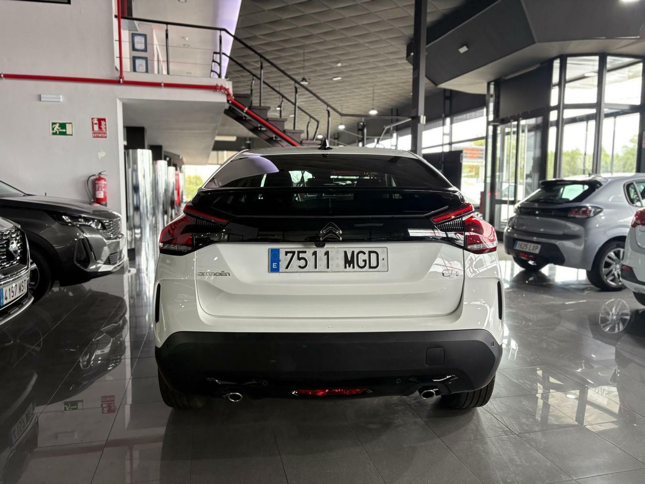Citroën C4 PureTech 130 S&S 6v Shine  - Foto 2