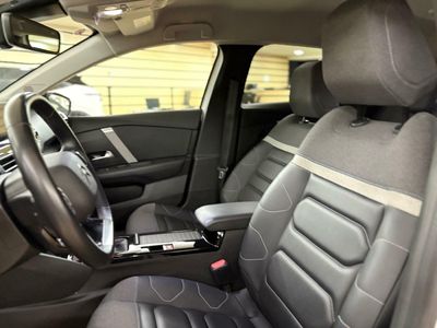 Citroën C4 PureTech 130 S&S 6v Shine 