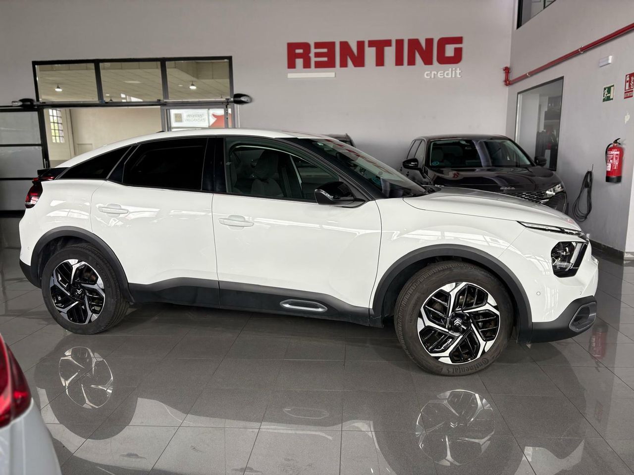 Citroën C4 PureTech 130 S&S 6v Shine  - Foto 2