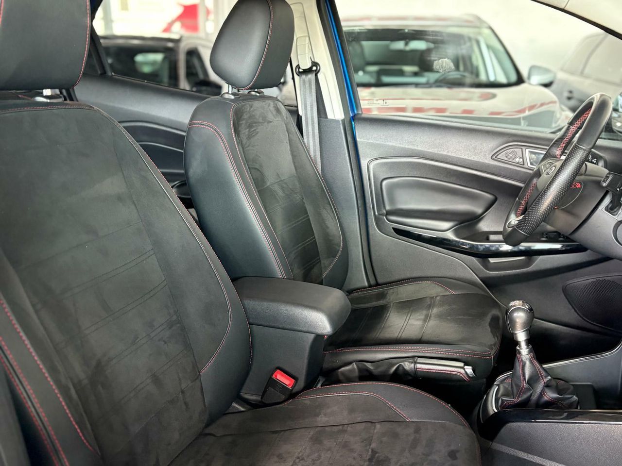 Ford Ecosport 1.0T ECOBOOST 92KW (125CV) S&S ST LINE  - Foto 2