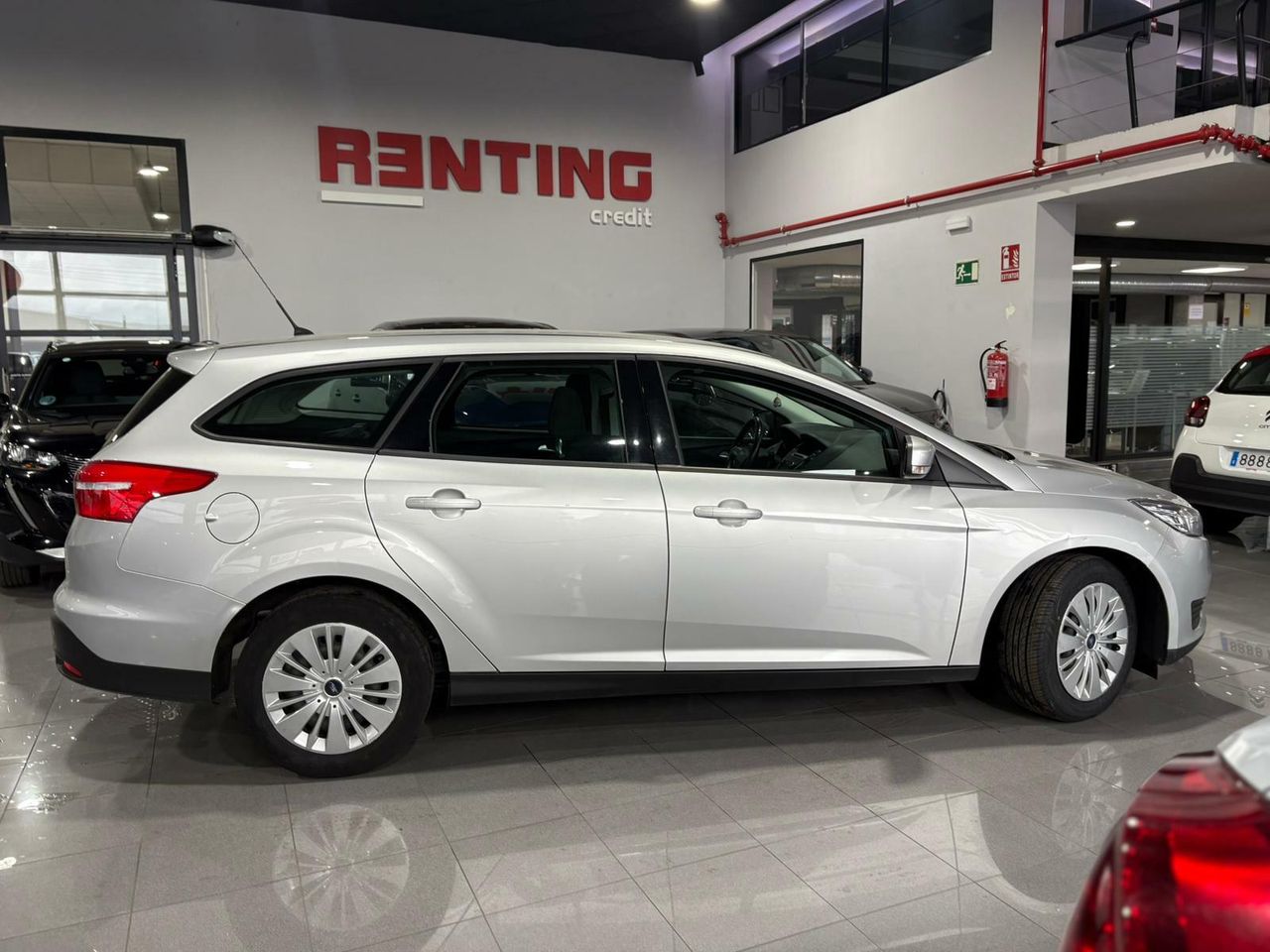 Ford Focus 1.5 tdci 95cv SW - Foto 2