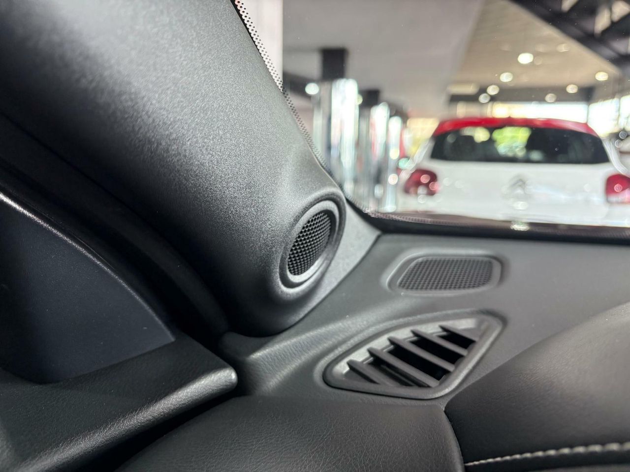 Nissan Juke N-Design con pack BOSE Personal Plus.DIG-T 84 KW (114 CV) DCT 7 VEL. TEKNA Full LED con diseño “Black Line” - Foto 2