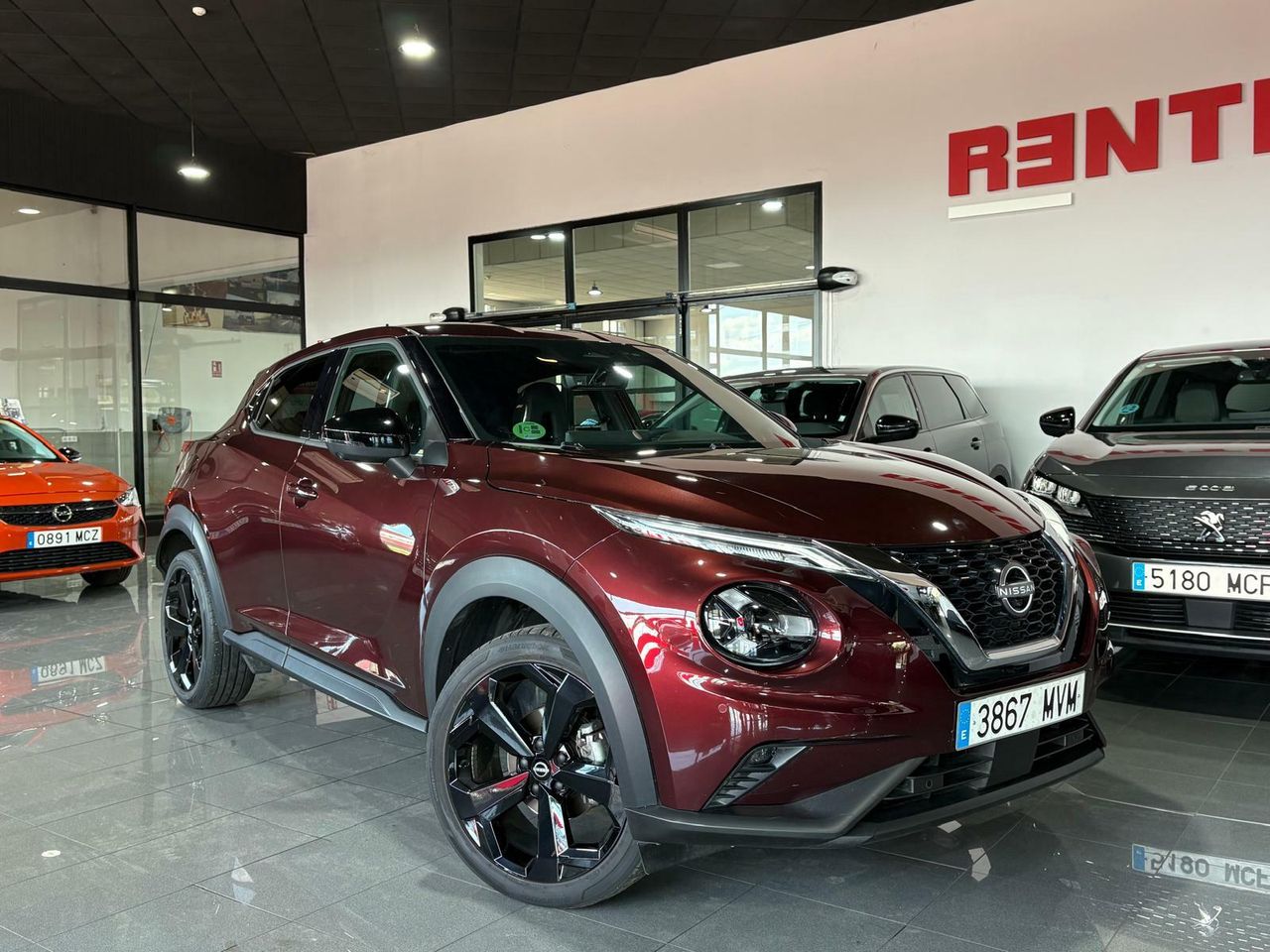 Nissan Juke N-Design con pack BOSE Personal Plus.DIG-T 84 KW (114 CV) DCT 7 VEL. TEKNA Full LED con diseño “Black Line” - Foto 2