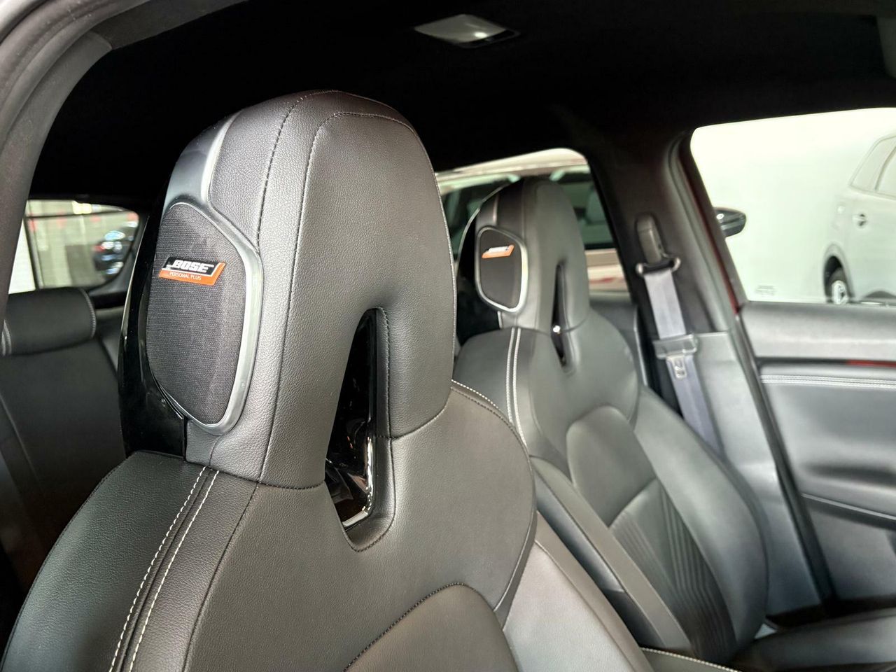 Nissan Juke N-Design con pack BOSE Personal Plus.DIG-T 84 KW (114 CV) DCT 7 VEL. TEKNA Full LED con diseño “Black Line” - Foto 2
