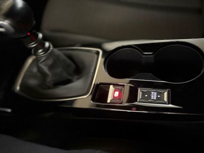 Peugeot 2008 Allure Puretech 100 S&S 6 Vel. 