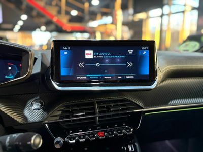 Peugeot 208 PureTech EAT8 GT Line PureTech EAT8 GT Line