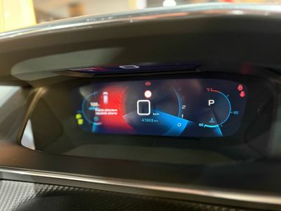 Peugeot 208 PureTech EAT8 GT Line PureTech EAT8 GT Line