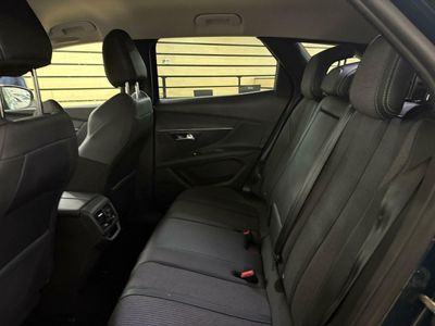 Peugeot 3008 PEUGEOT 3008 1.5 BlueHDi 96kW (130CV) S&S Allure EAT8 5 Puerta 