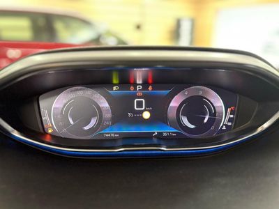 Peugeot 3008 PEUGEOT 3008 1.5 BlueHDi 96kW (130CV) S&S Allure EAT8 5 Puertas 