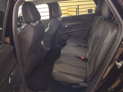 Peugeot 5008 ALLUR	1.2 PURETECH 96KW S&S ALLURE EAT8 