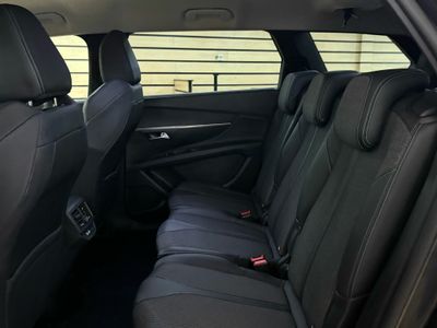 Peugeot 5008 ALLUR	1.2 PURETECH 96KW S&S ALLURE EAT8 