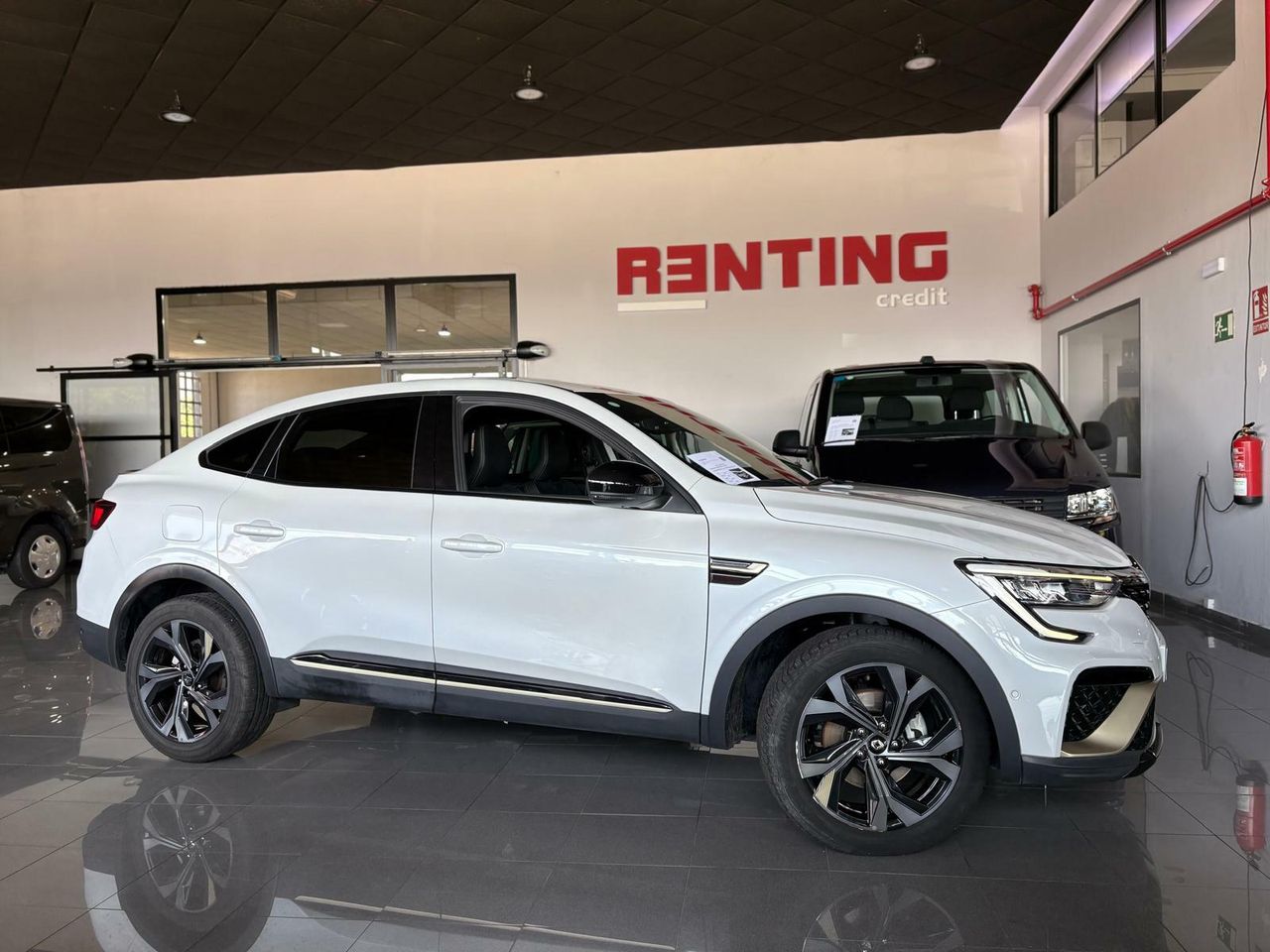 Renault Arkana ENET	E-TECH ENGINEERED FULL HYB. 105KW(145CV)  - Foto 2