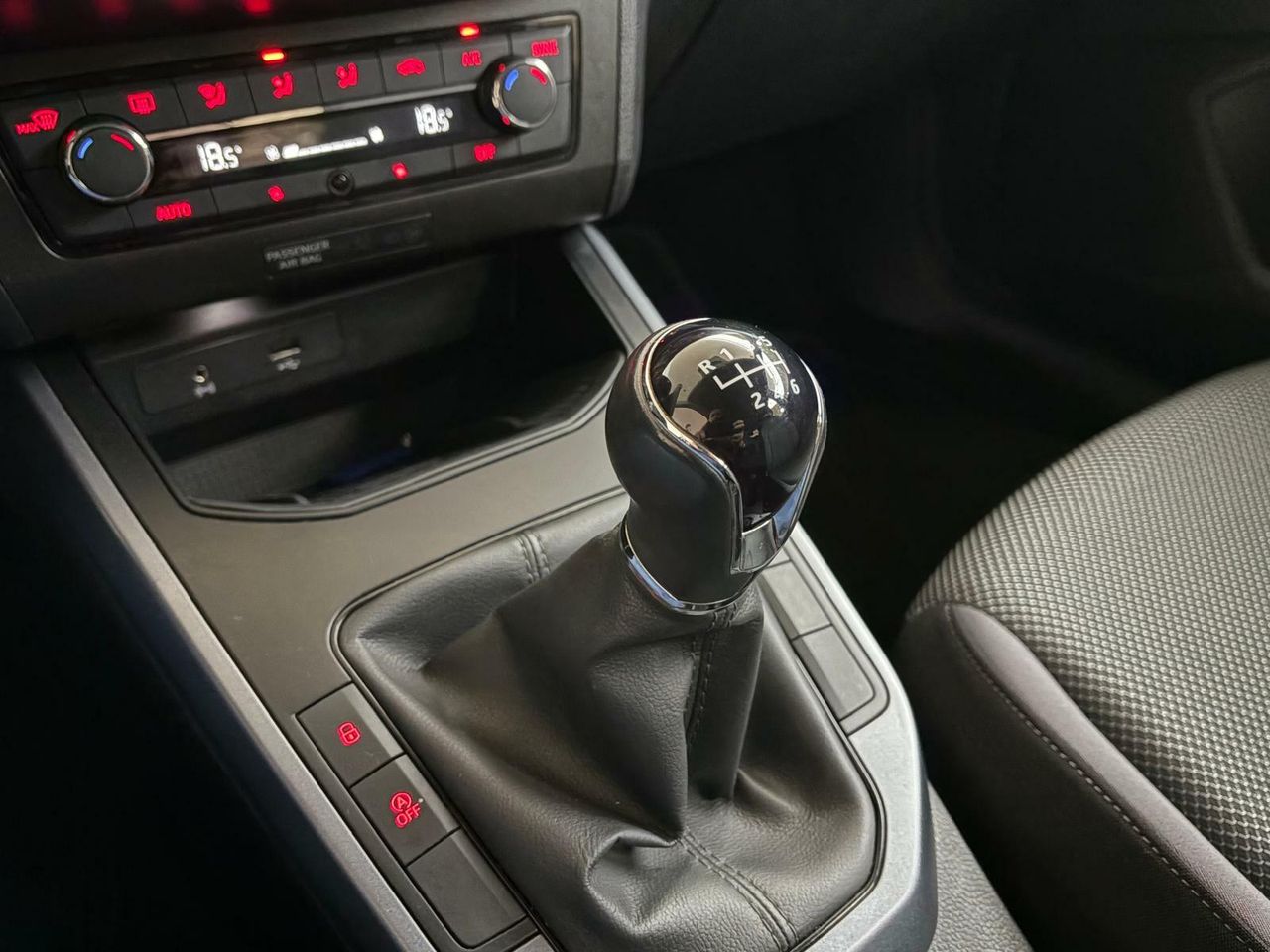 Seat Arona 1.0 Tsi 85kw (115cv) Style Edition Eco  - Foto 2