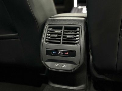 Seat Leon FR 1.0 ETSI 81KW DSG-7 S&S FR 25 ANIV 1.0 ETSI 81KW DSG-7 S&S FR 25 ANIV