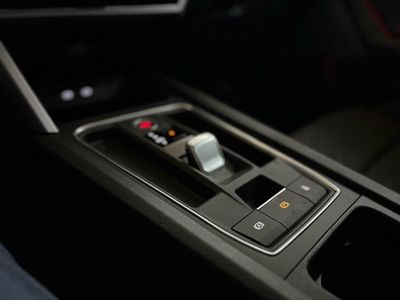 Seat Leon FR 1.0 ETSI 81KW DSG-7 S&S FR 25 ANIV 1.0 ETSI 81KW DSG-7 S&S FR 25 ANIV