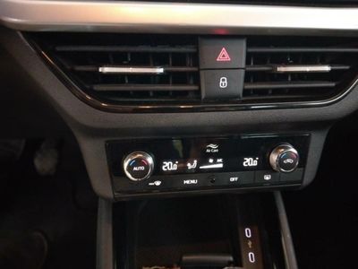 Skoda Kamiq AMBIT	1.0 TSI 81KW (110CV) AMBITION PACK KAMIQ TECHNO PLUS AMBITION^