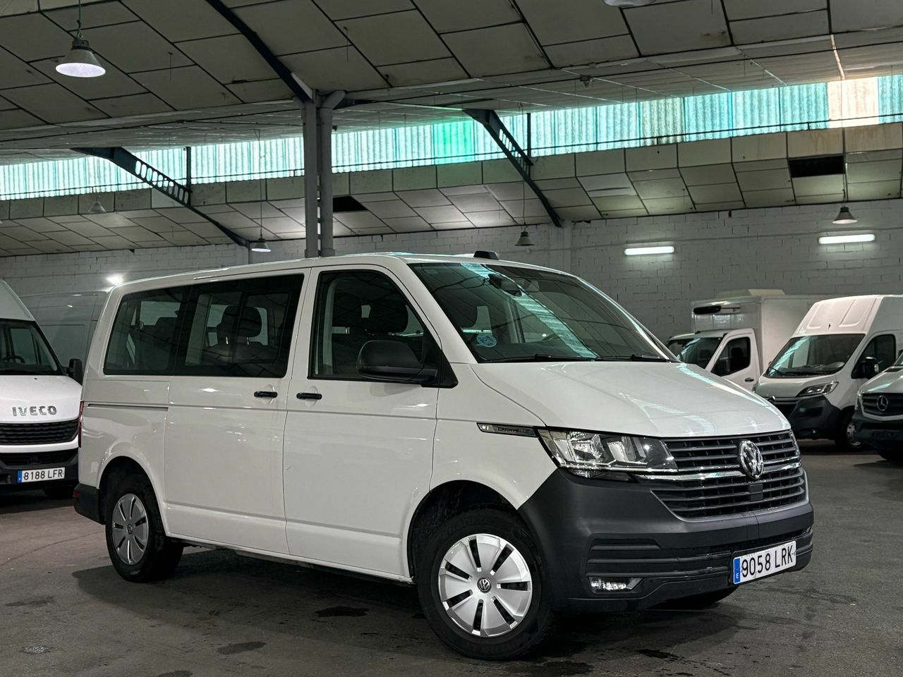 Volkswagen Caravelle CORTA 2.0 TDI 81KW (110CV) BMT  - Foto 2