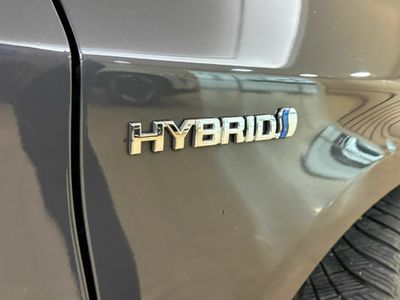 Toyota Prius HYBRID SYNERGY DRIVE 1.8  BATERIAS NUEVAS