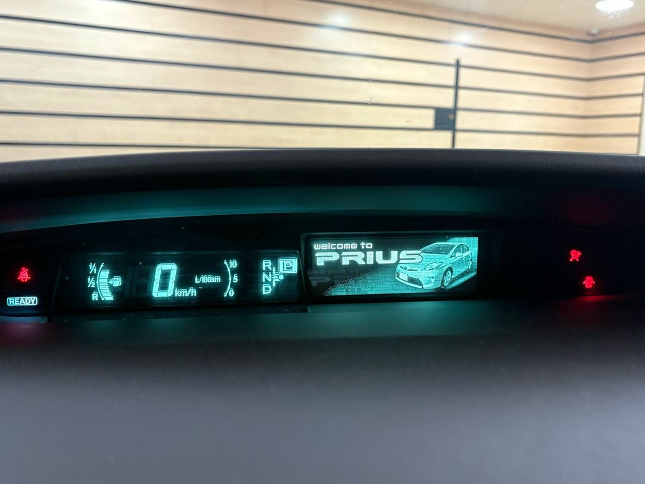 Toyota Prius HYBRID SYNERGY DRIVE 1.8  BATERIAS NUEVAS - Foto 2